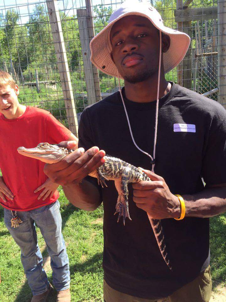 ZEEKMILL's tweet photo. When u go to the zoo n act like u work there https://t.co/P59r6rmWf9