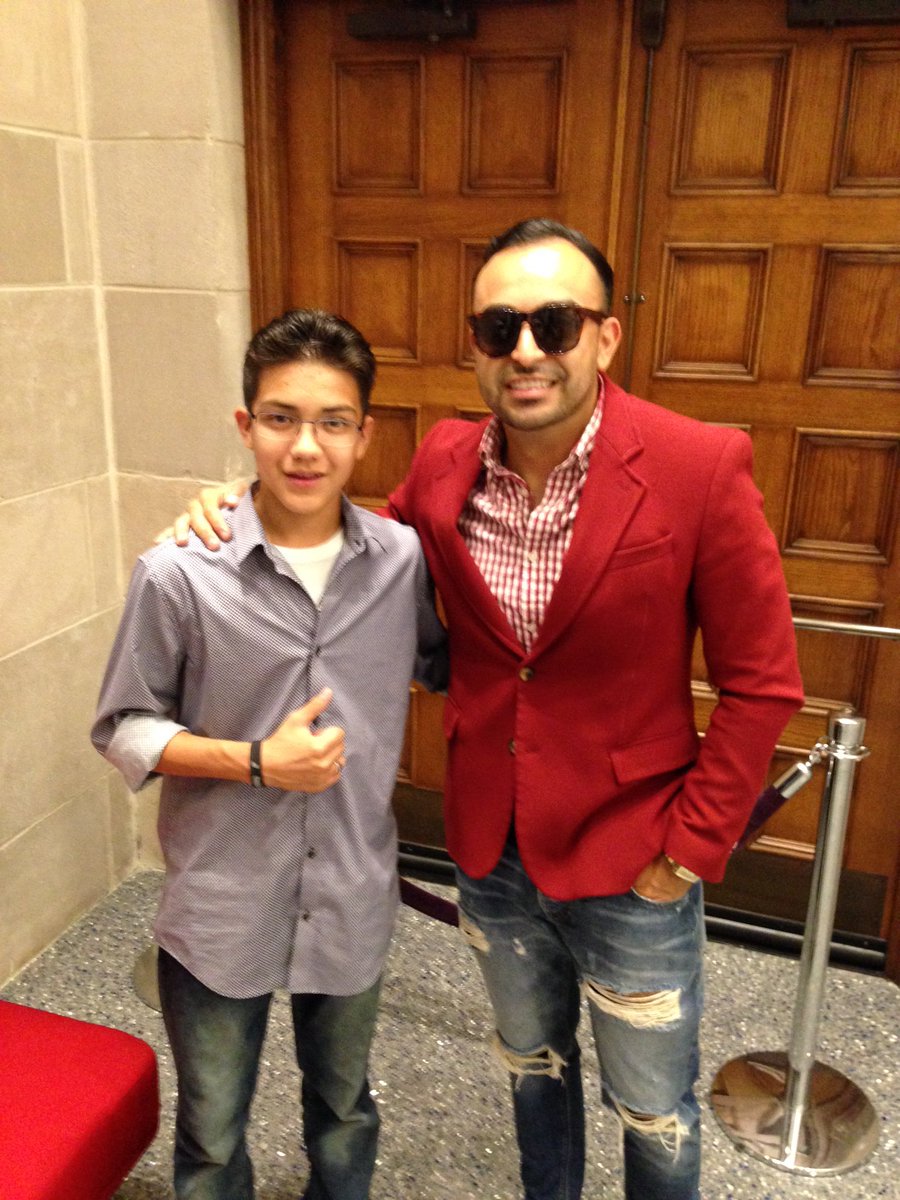blurbsmithblots's tweet photo. Great time hangin at the @safilm last night with Sebastien, El Charro de Oro, and the cast of @HerUnlikelyKin! #satx https://t.co/7ztNdxRr1k