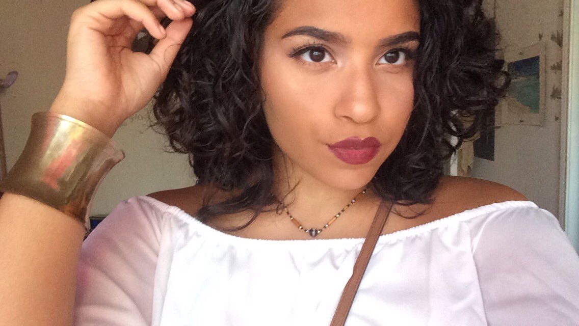 _gabriellajoi's tweet image. last name savage bih but no I'm not randy😈