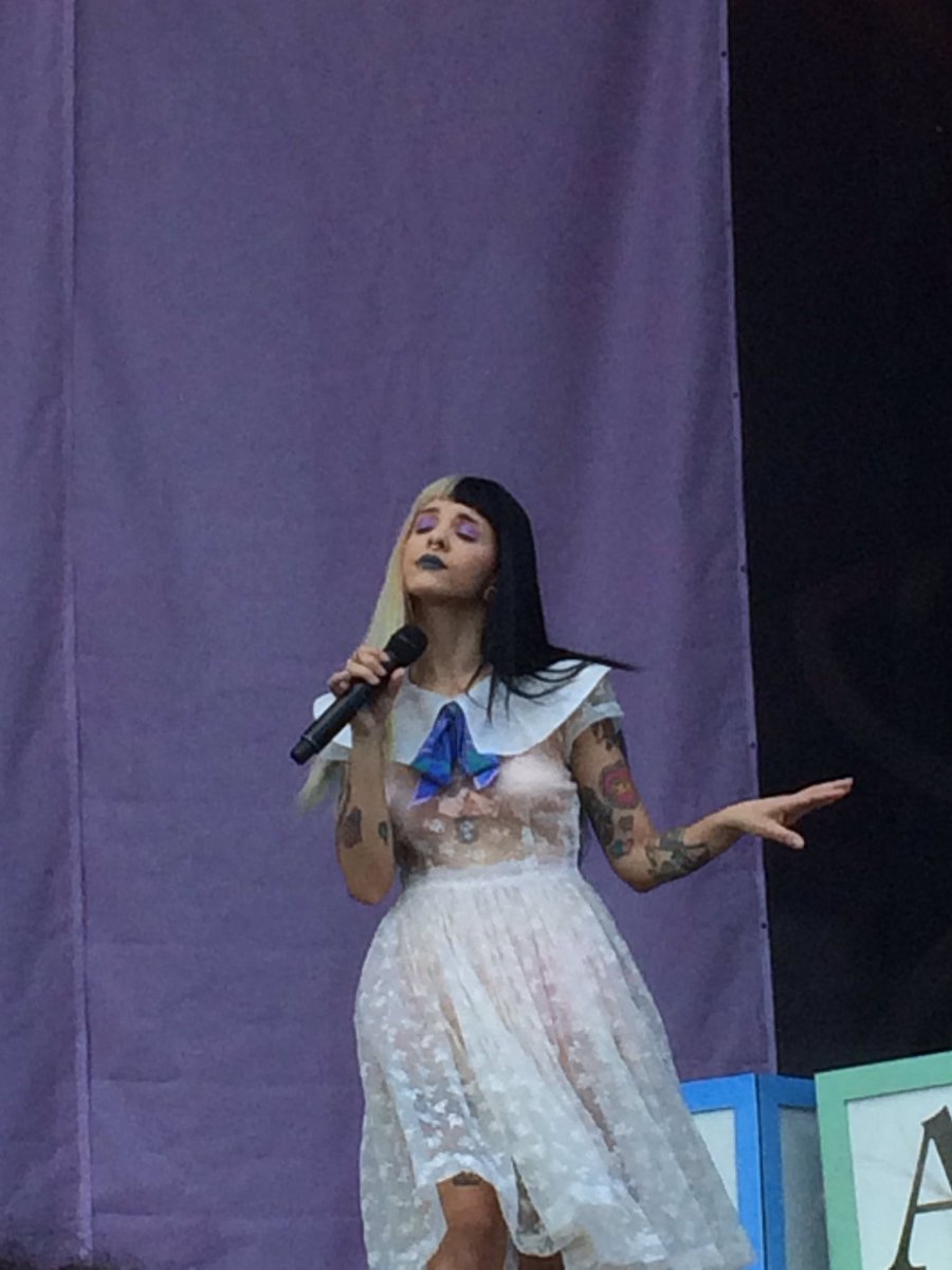 TeamBows's tweet photo. @MelanieLBBH was so lovely! https://t.co/9fujHiCZ4W