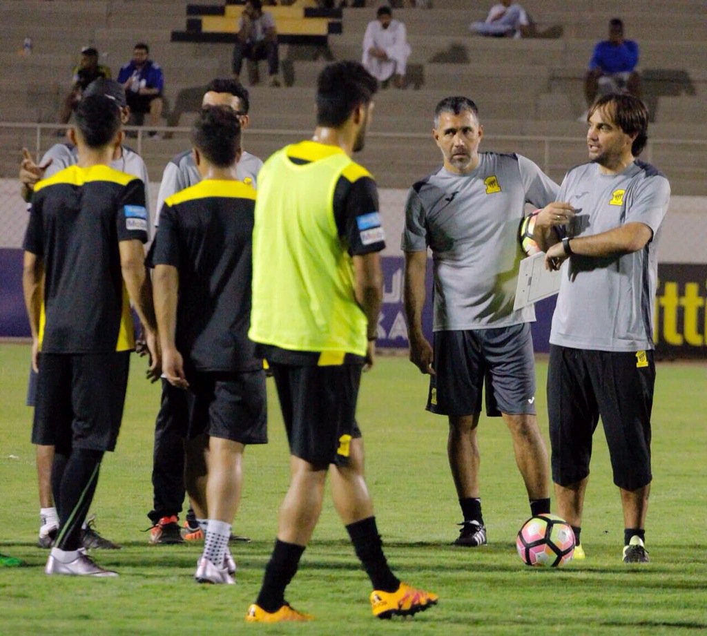 موعد مغادرة الفريق الاول بنادي #الاتحاد الى تبوك يوم غد الاثنين الساعه ٣:٣٥م استعداداً للمشاركة في البطولة الدولية