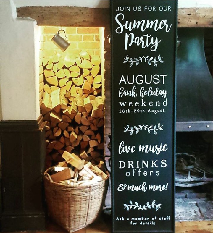 ExallDesign's tweet image. Hi #brumhour lovelies! Get in touch for #bespoke #chalkart for your business or event at hannahexall.co.uk