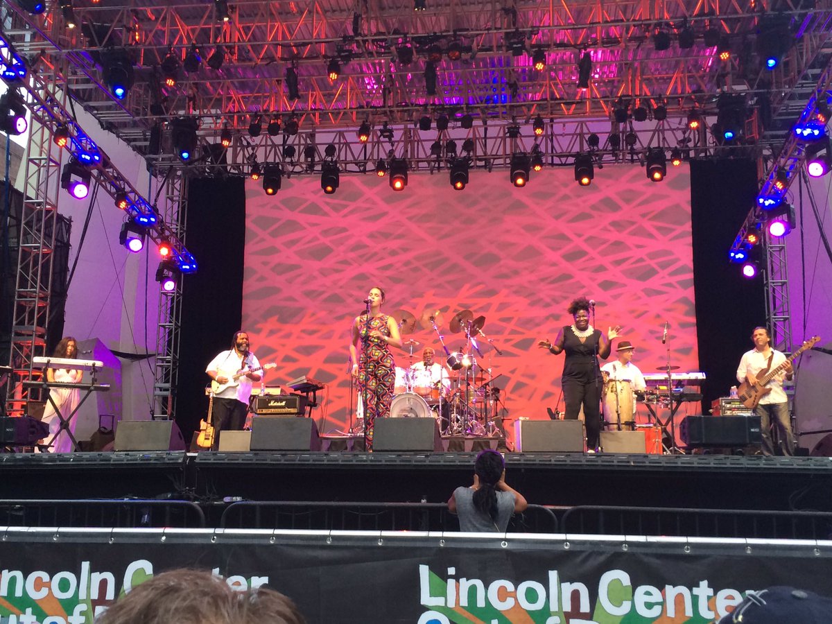 nycbees's tweet photo. @LCOutOfDoors Great performance by @finoteetheband at #LCOutOfDoors https://t.co/2agL2F9Y5t