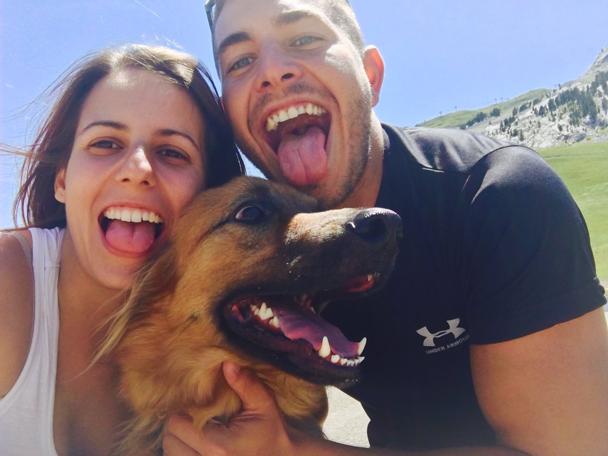 iritrefen's tweet photo. La felicidad se encuentra cuando menos la esperas, y con las personas que menos imaginaste! https://t.co/G8rQqnOEKH
