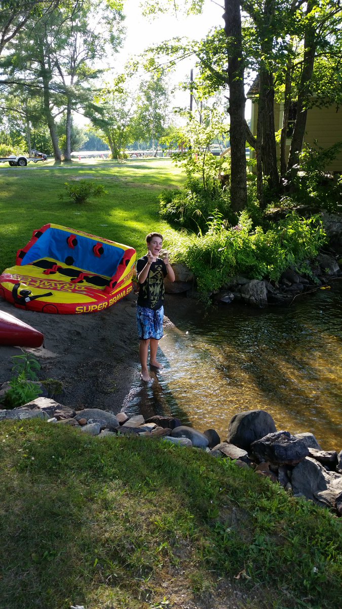 RandyAiken's tweet photo. @aikenr3 Lake Life, Maine. Family Vacation https://t.co/5NLVOTJgD3