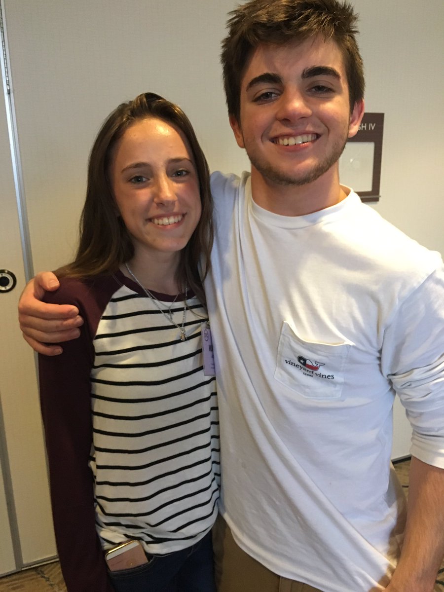 ConnorBrowns's tweet image. CAMP WAS LIT SHOUTOUT Y'ALL
(TAing was such an awesome and life changing experience)