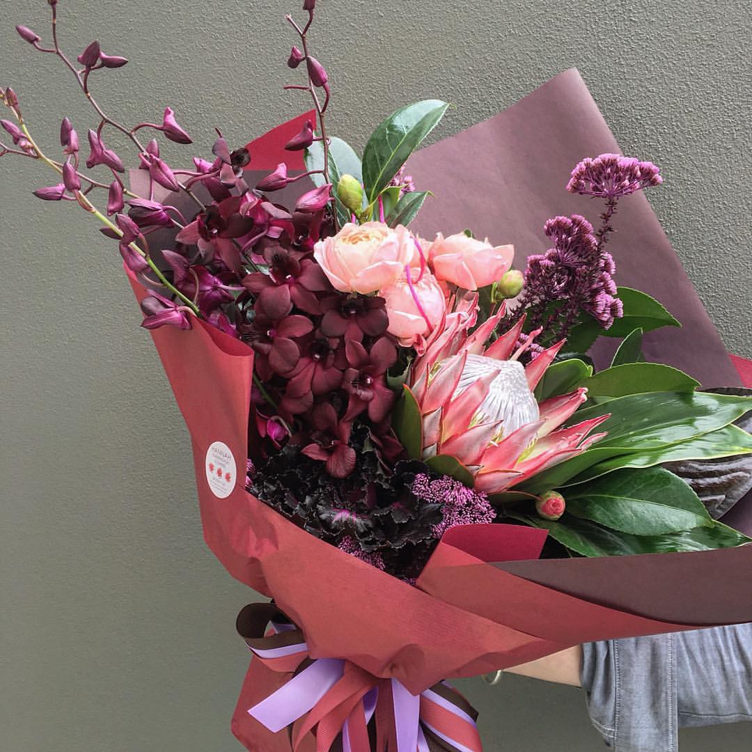 Times Square WA tweet media