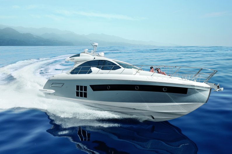 AzimutYachtsHK's tweet photo. Another Happy Yacht Owner! Look forward to see her cruising in #HongKong water. #Congratulations #Azimut55S #Asia https://t.co/OkFcJm21TP