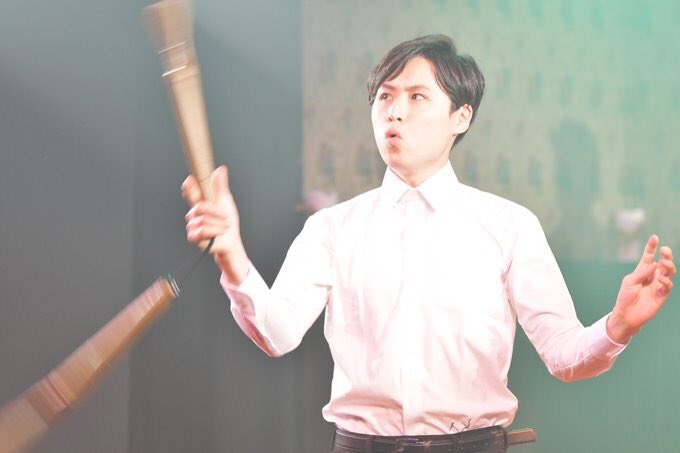 vip_fumi's tweet photo. 舞台「誰かこの状況を説明してください」
終幕しました
意外と色んな場面に登場していたんですよ
使���人としてヌンチャク披露したり、サーシスの部下、シェフ、ゴロツキ

色々大変ではありましたが無事終幕できて良かった。
#誰ステ https://t.co/oPaUmHMx1h