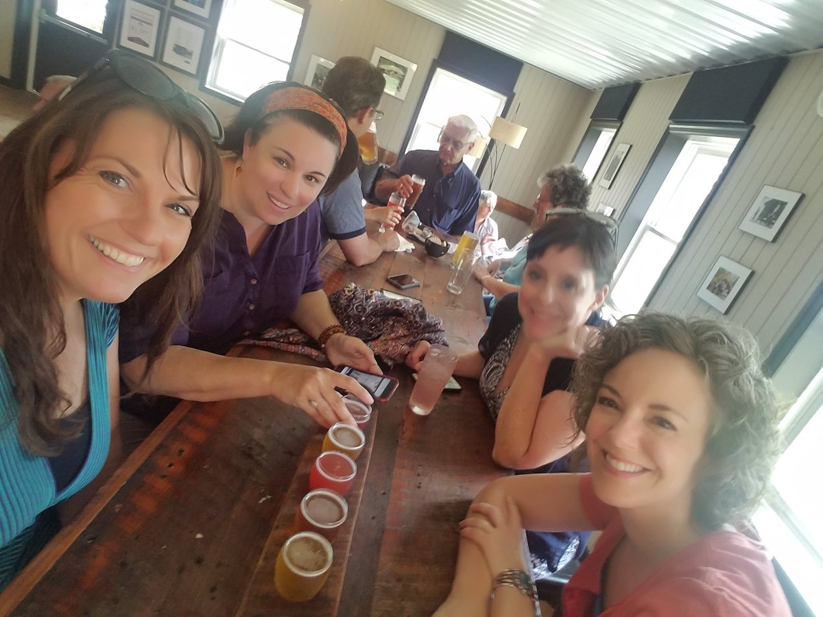 KellieHinkle123's tweet photo. Last stop. @WaredacaBrewing What a great day! #AgChicks #BeerChicks https://t.co/OeS0kyf54u