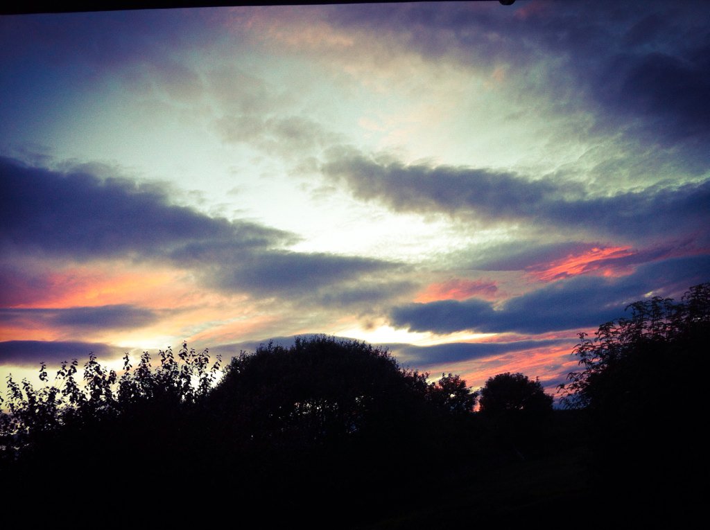 AlanBarton6's tweet image. #weekendclose #sunset #yorkshire #clouds