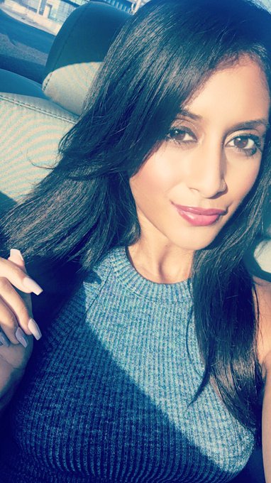 💋💋💋 https://t.co/KdWCr2QXt4<a href="/tag/friday"class="tags"><span>#friday</span></a>