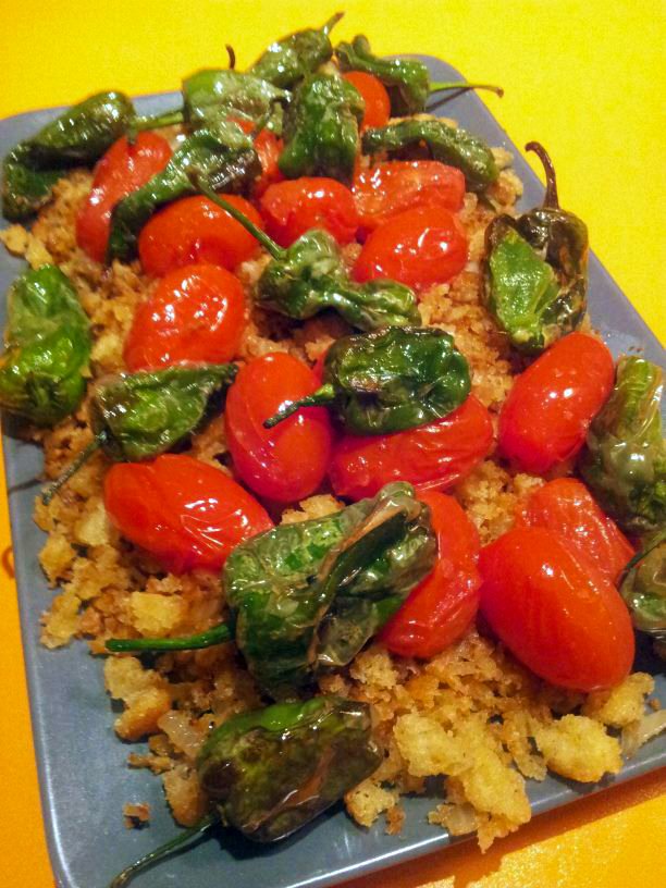 AnnYebra's tweet photo. BITE ON THE BREAD.Migas vegetarianas.
https://t.co/rOiHYQ10fA https://t.co/4u0AhmSYAH