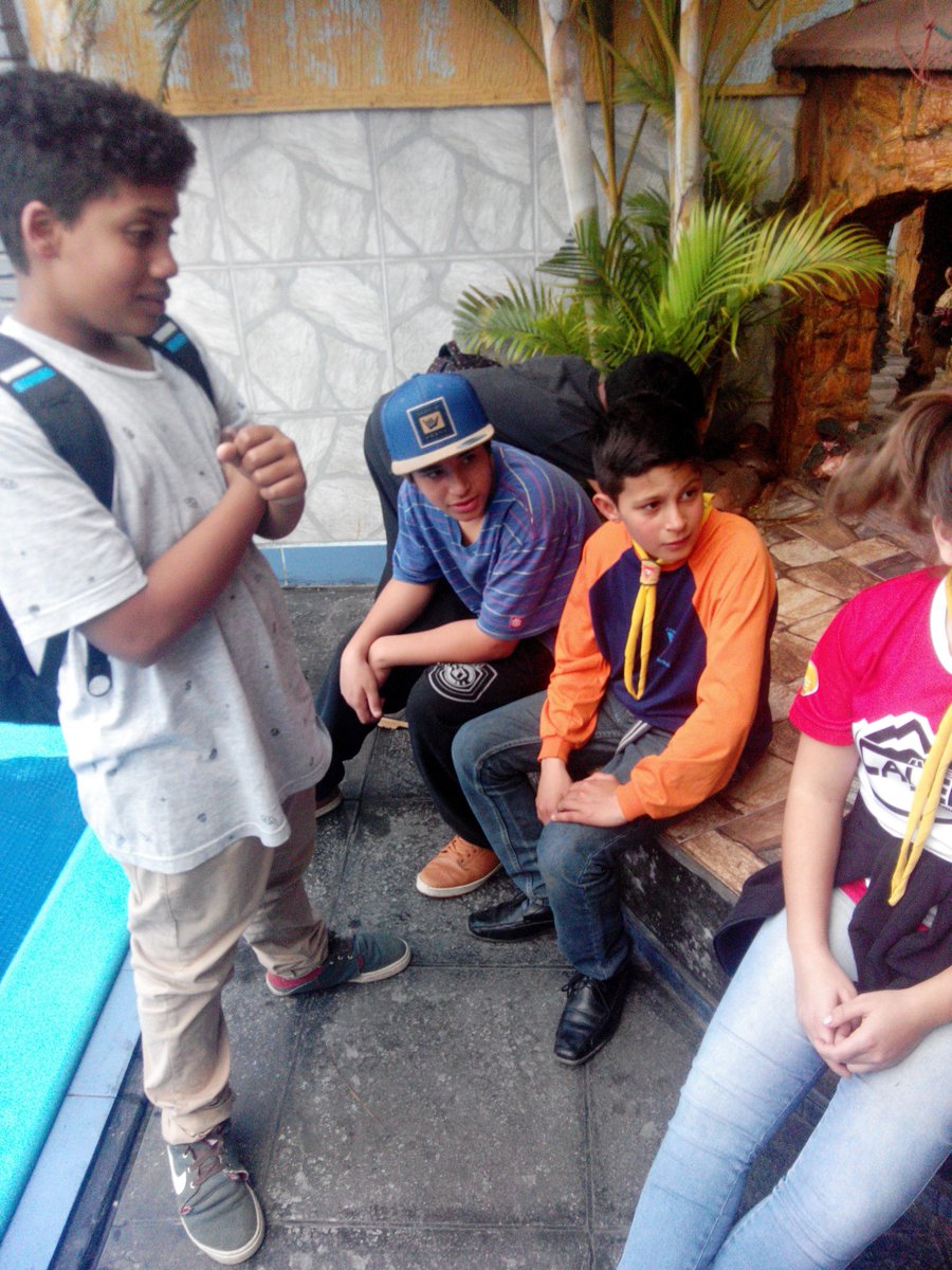 Clube_GdV's tweet photo. Desbravadores descansando depois do #desafioonline
#Guardioesdovale https://t.co/NONlhjKDBp