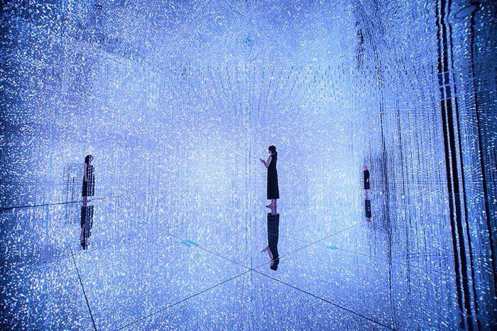 iwantitsofbad's tweet image. Amazing mirror installation.