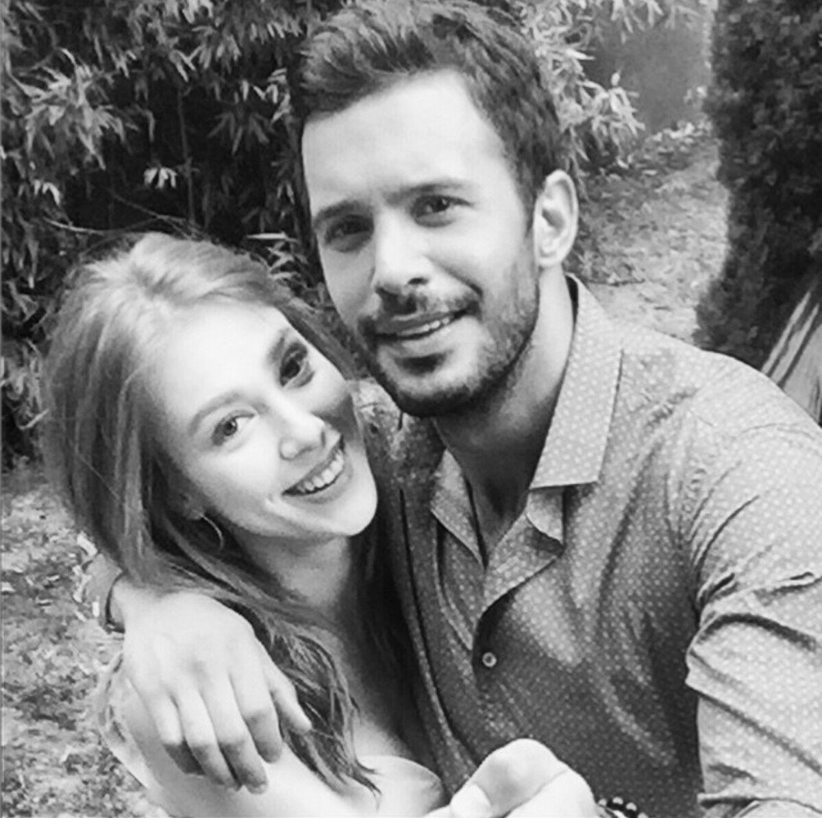 bakiciizartiik's tweet photo. #aslanpartneler in 1 yılı olmuş😻😻😻 geçen yıl bu zamanlar yaşadığımız o duygu yoğunluğu❤️ iyiki siz 💘 https://t.co/pgwfj1Yxhq