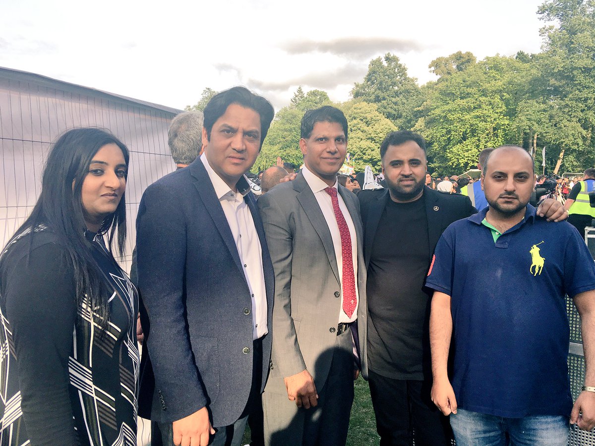 CllrMajid's tweet photo. Thank you to @itsmybigjohns holding the @BigJohnBhamMela at @cannonhillpark today. Great free family event #BJBM2016 https://t.co/mzk9drncUK