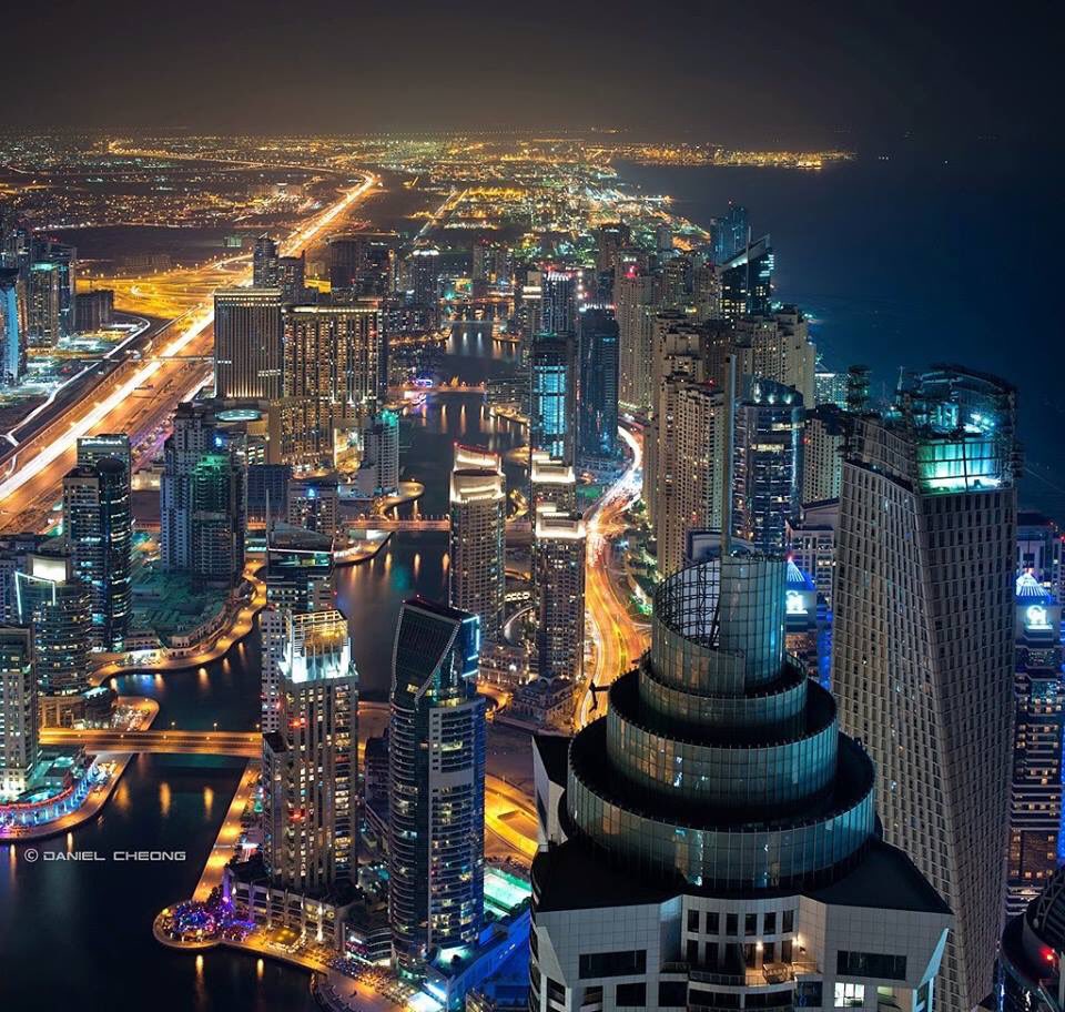iwantitsofbad's tweet image. Dubai at night.