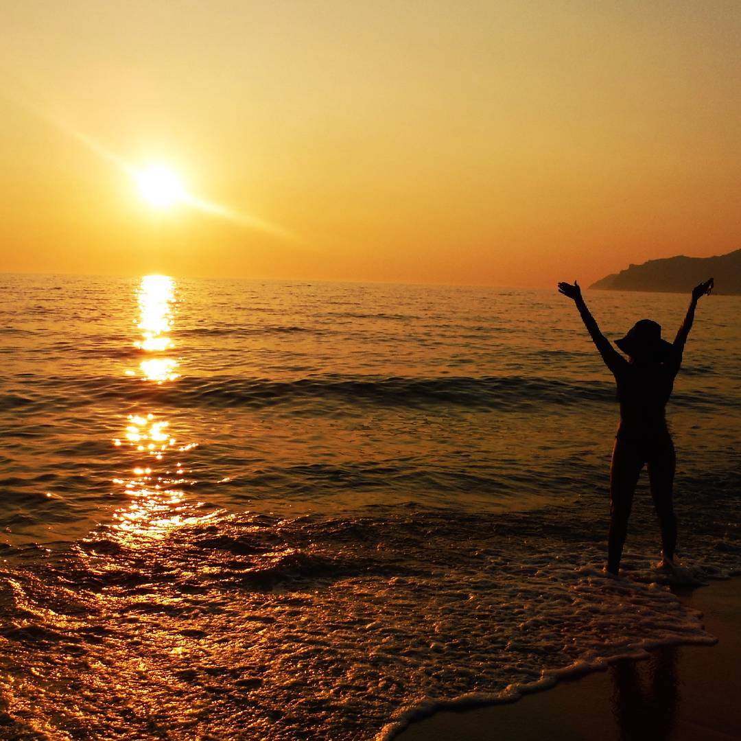 Tysntny's tweet photo. #greekislands #corfu#summer2015 #sunset #sea #agiosgordios #modelspic #beautifull #awesome… https://t.co/yFqmwQSj28 https://t.co/InleMjcNGI