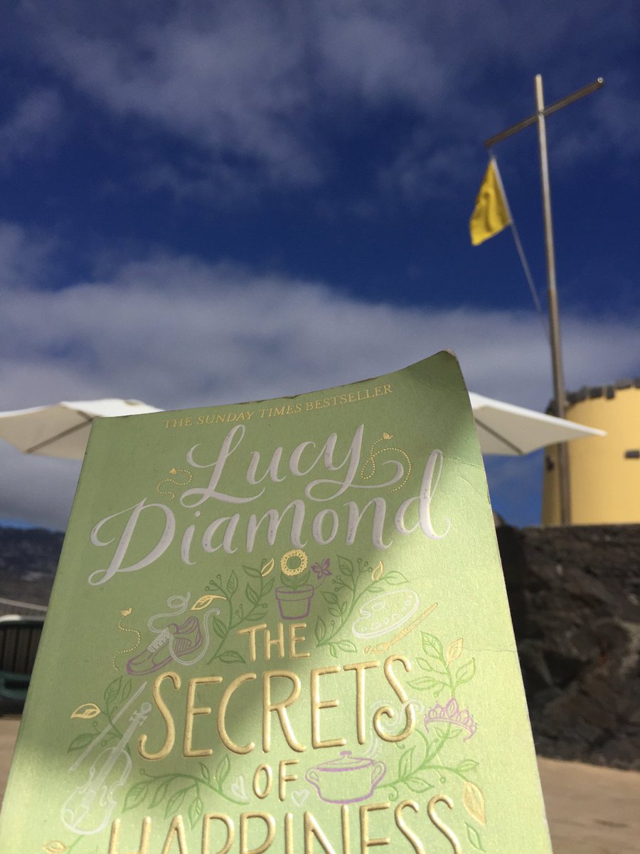 @LDiamondAuthor Perfect summer holiday read 🍹☀️ #secretsofhappiness