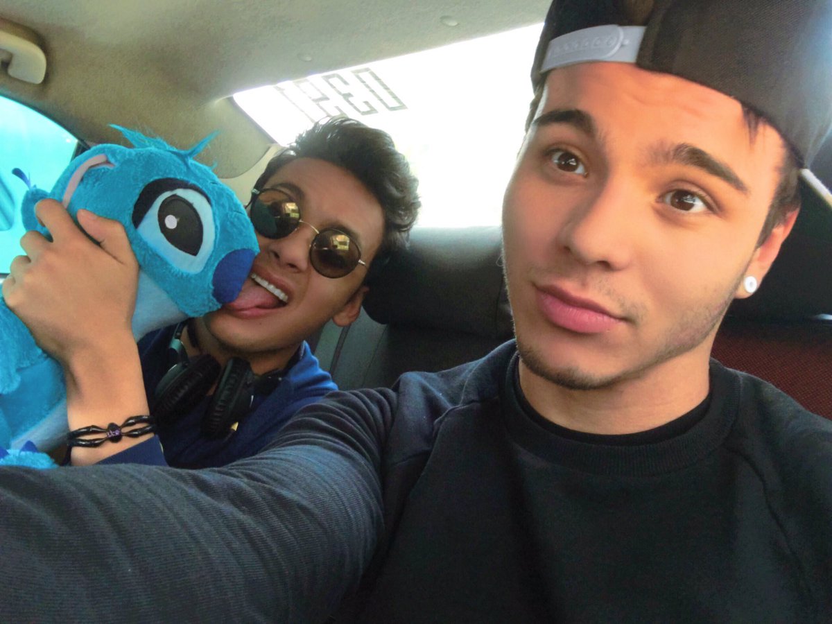 villalobossebas's tweet image. Tuvimos un día de muchos planes para hacer algo bueno por el mundo! Siempre los momentos con Sebas, son LA VIDA 🙌🏼😄