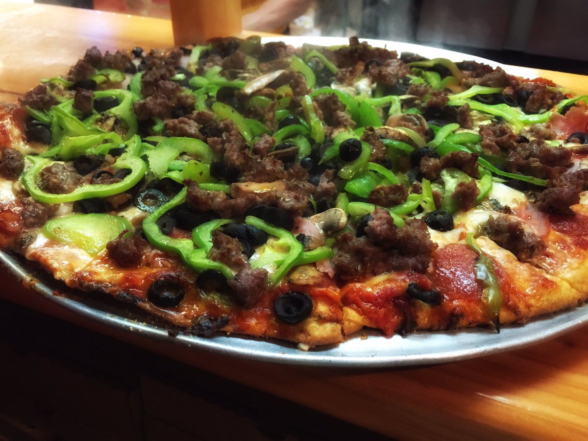 MizzouRahMan's tweet photo. By before I leave this #comocation...
@ShakesPizza! https://t.co/AWXXh1JLqr