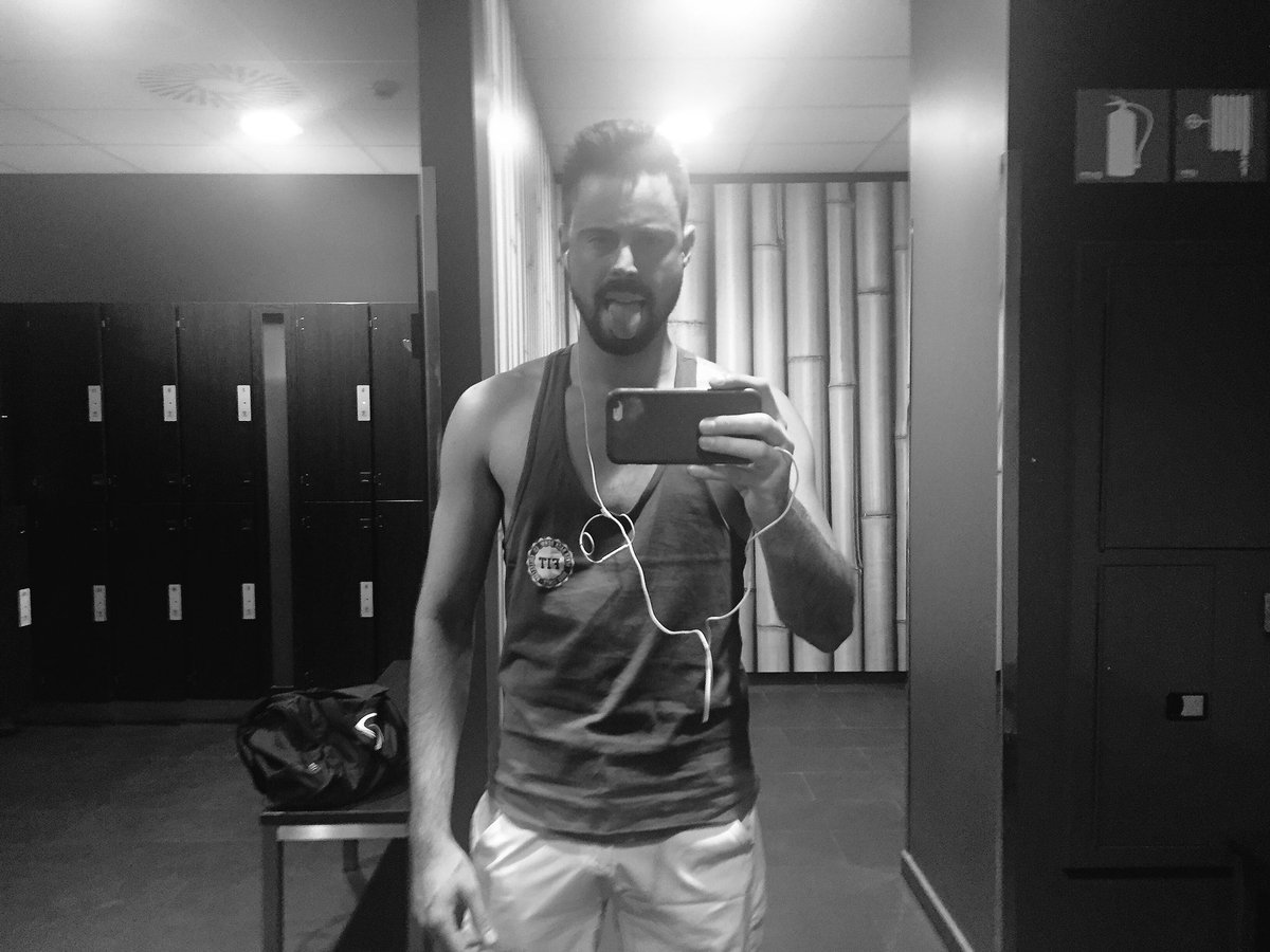 aznar_nacho's tweet image. Buenas noches! Cara muerto #postgym 🏋🏻💪🏻