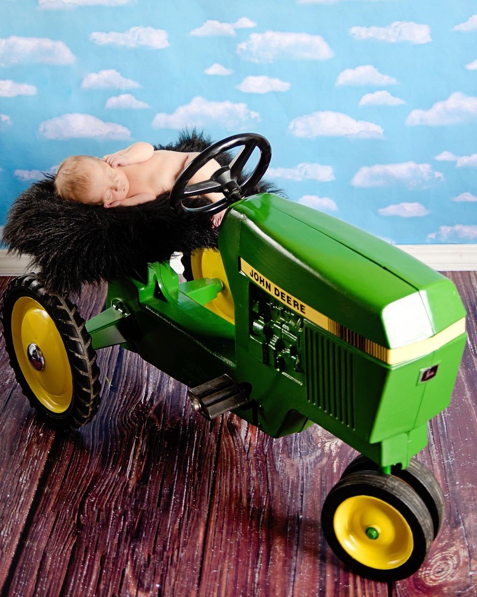 touchofwonder's tweet photo. “She thinks my tractor’s sexy.....” 
#newbornphotographer #getcreative #touchofwonderphotography #stillwater https://t.co/zI6GOJ8YBa