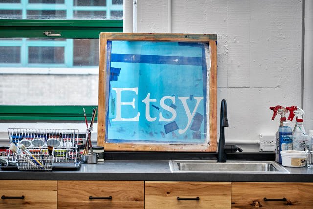 FastCoDesign's tweet image. .@Etsy's new headquarters will fill you with envy buff.ly/2aqnGYF