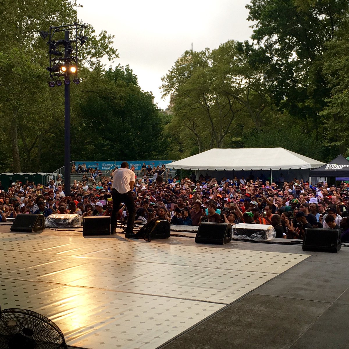 ItsDJEclipse's tweet photo. Thank you New York City!!!!  #RSC39  #DougEFresh https://t.co/5RJcL2z4o5