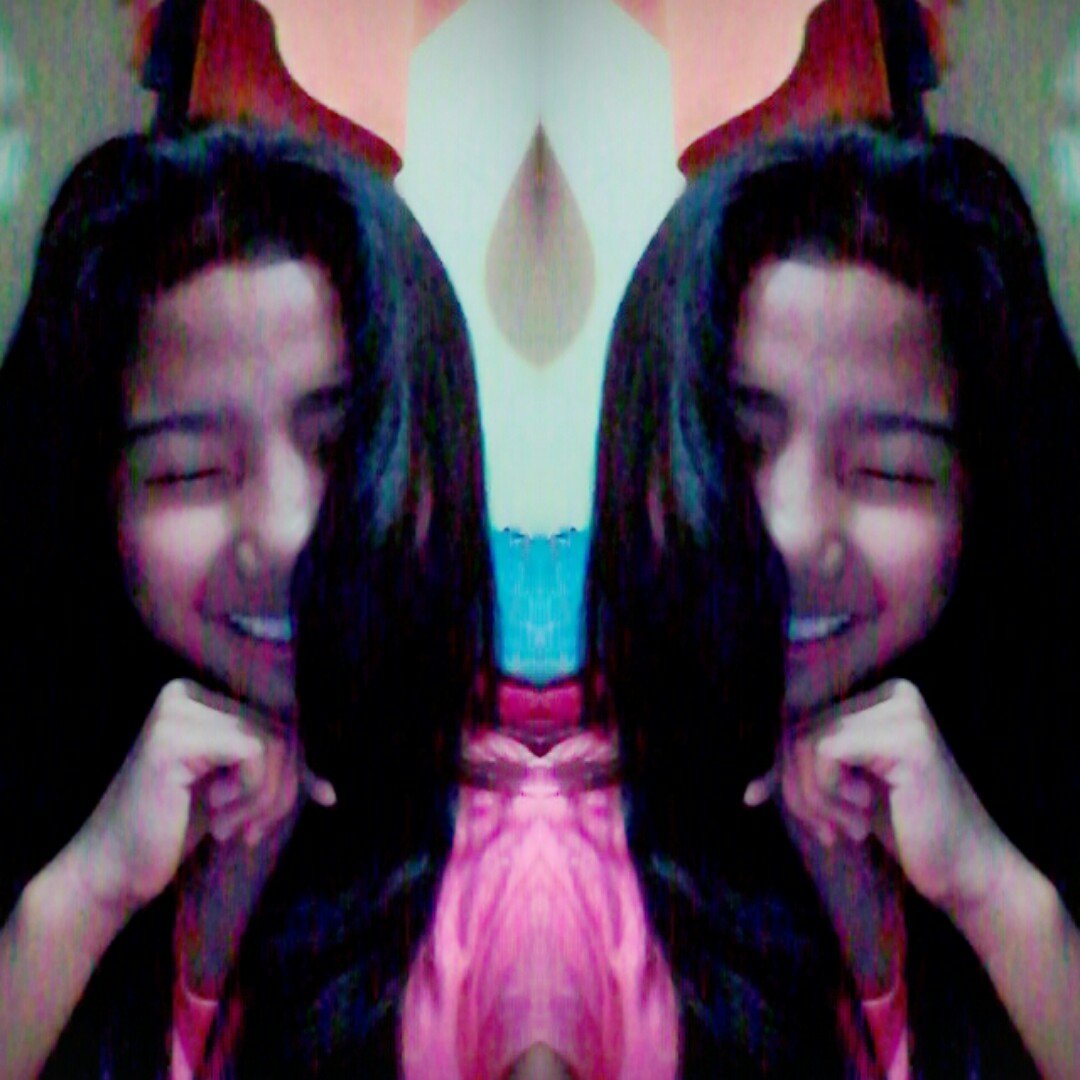 zelneda's tweet photo. I can't explain/e my feelings!! :) :D https://t.co/Yaw2n3rLNZ