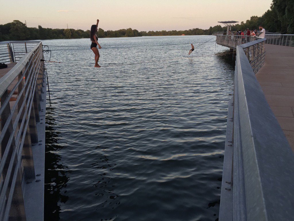 crit's tweet photo. The slack line community on the boardwalk. #slackit https://t.co/Fv5f9Rjyup