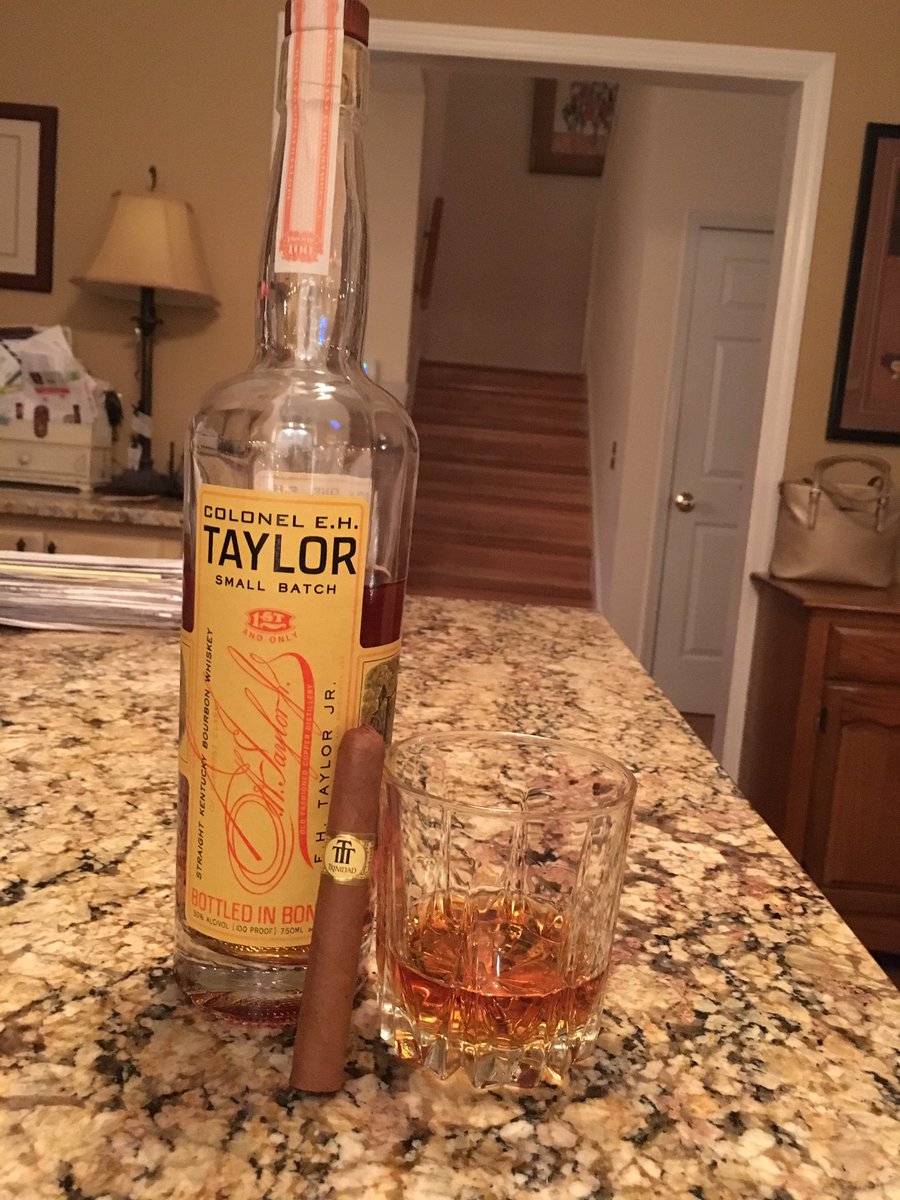 Closing out the weekend with this! 😎