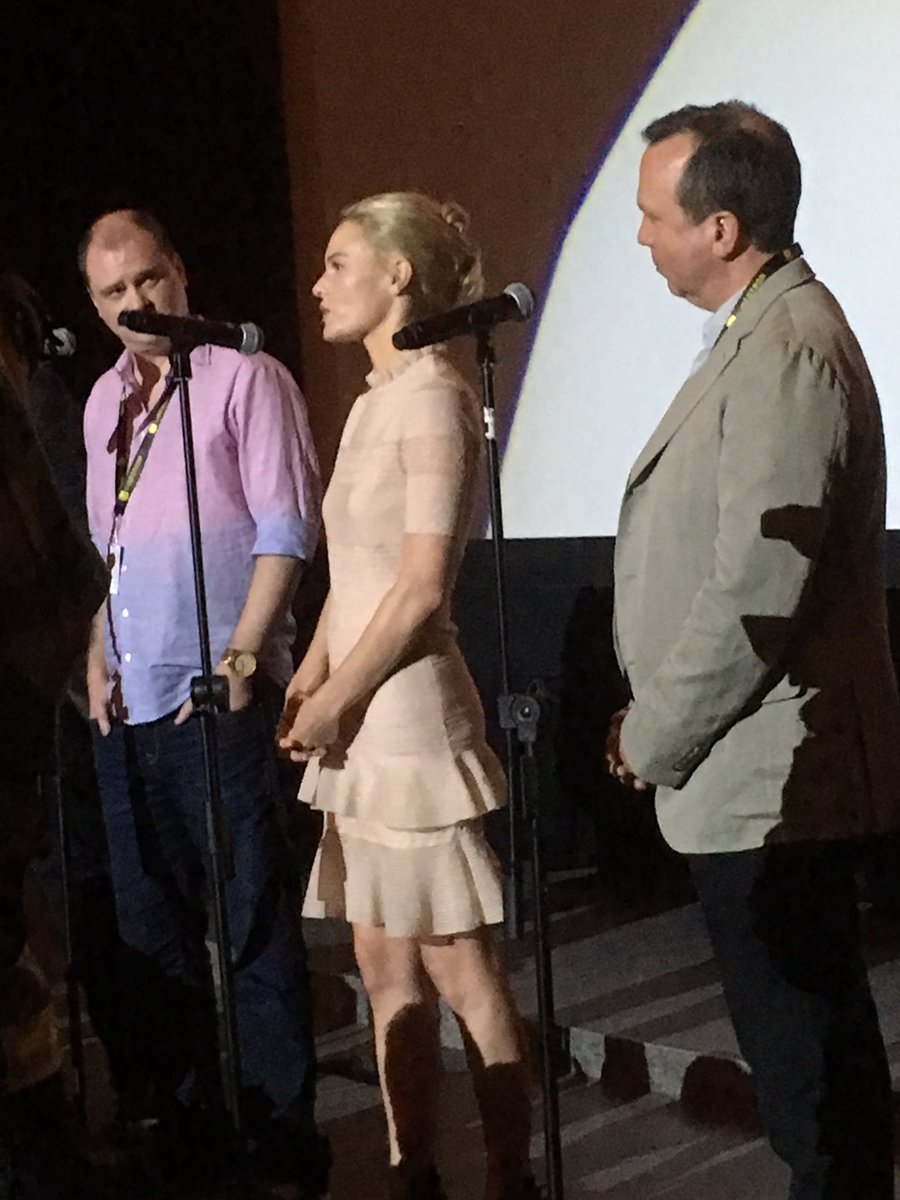 HorrorHappensRS's tweet photo. Incredible q&amp;a with Mitch Davis and @BeforeIWakeFilm Filmmaker Mike Flannagan @FantasiaFest #horror #filmfestival https://t.co/7PaqKk2VZr