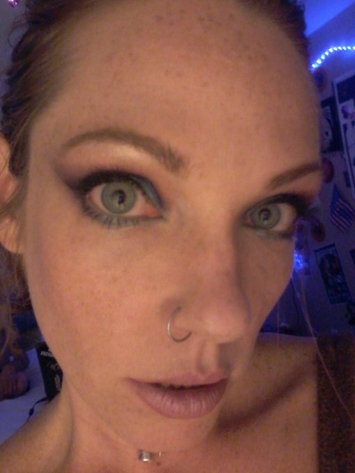 Headed to Portland OR today. I've never been there, so I'm excited😆 https://t.co/xVGdujsznK<a href="/tag/pornlife"class="tags"><span>#pornlife</span></a>