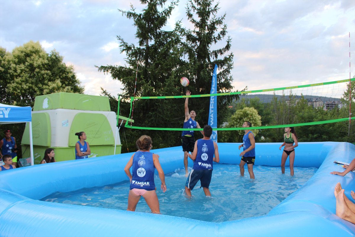 watervoley's tweet photo. Ya puedes disfrutar de las mejores #fotos del III Open @MultiVoley @PyreneSport de #Jaca. https://t.co/iJYmGk54Fi https://t.co/eBeBf0RlFT