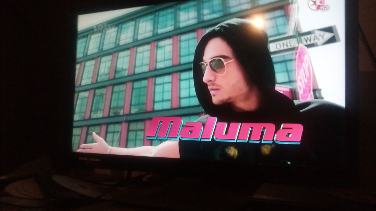 Judith_SanchezM's tweet photo. Tan Perfectooooo😍😍😍😍
@maluma en @LaVozMexico https://t.co/jPNnBIr2VO