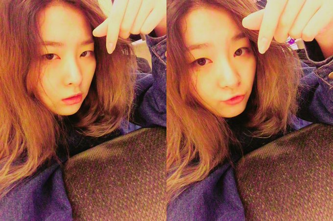 TheRipple_News's tweet image. 가야할 앞길에 꽃을 놓아줄게💗💛💙💚💜 #2YearsWithRedVelvet