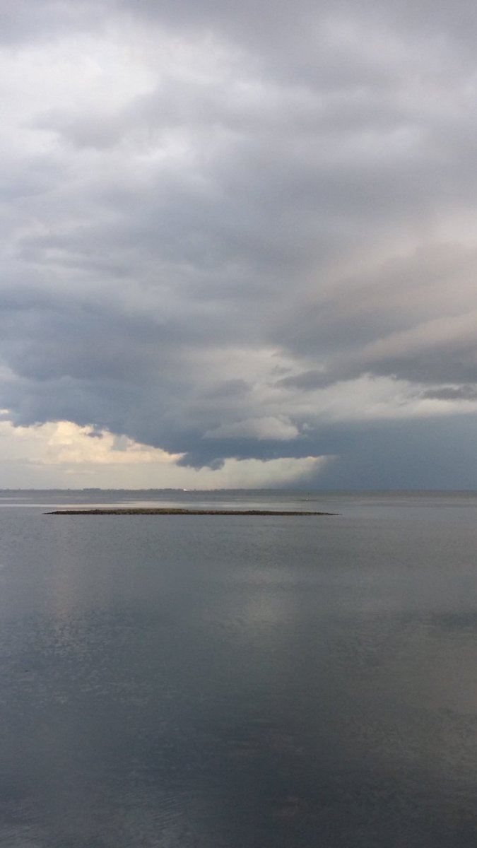 Rain over tampa bay #BringIt