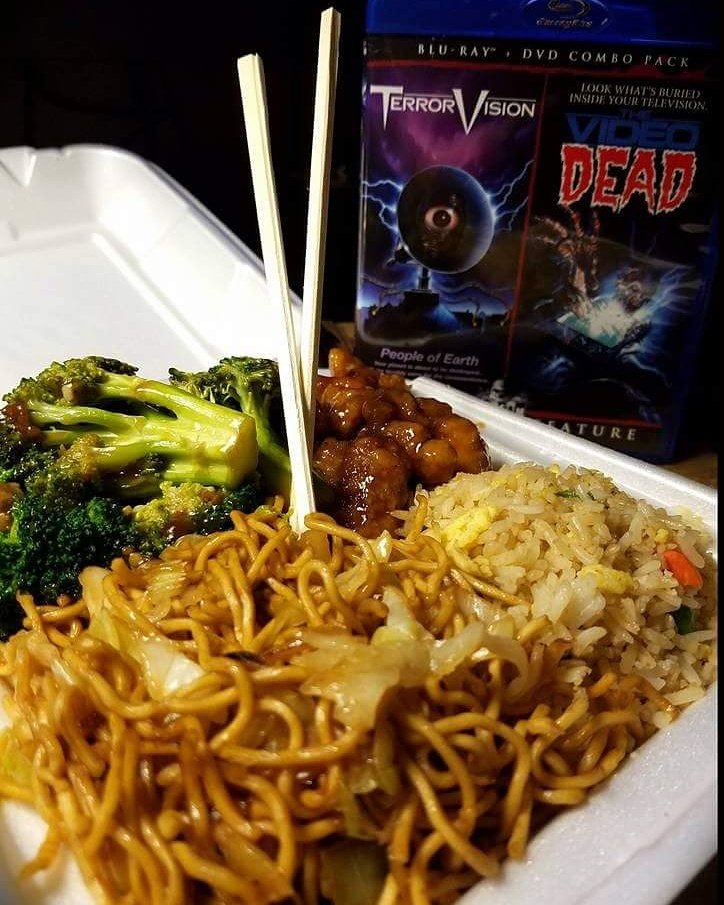 SoCalPete's tweet photo. A little Panda and Terror Vision on the screen. Not a bad Sunday night if you ask me. ๐ #horrornightin #pandaexpress https://t.co/5BAmvGOs6V
