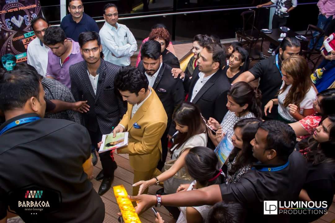 GunjanMatah's tweet photo. More from the Magical Night 30-Jul-16 #FeverInPune
@RK1610IsMe U Made My DayโคU Made My Lifeโค
@nichefilmfarm
๐๐๐๐ https://t.co/V8iB0WYtRz