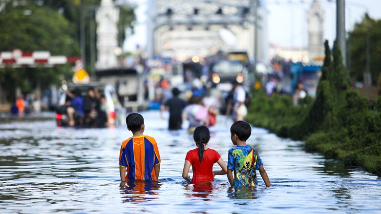 With 75% of all large #cities located on coasts, urban #floods are an ever-increasing risk: wrld.bg/Rw9b302N2K4