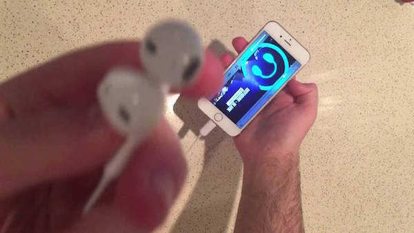 amendalus's tweet photo. @iPhone7 The specifics about the headphones are still up in the air. #iPhone7
https://t.co/SZH3FgnsiG https://t.co/zhv0ixJXFi