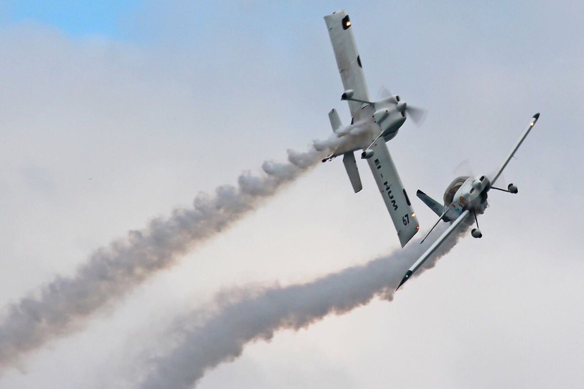 goggins_suzie's tweet photo. Look up #AerDynamics are on their way to #birrairfield..... It's gonna be a fun family day out! https://t.co/t3Tk2Sikoo