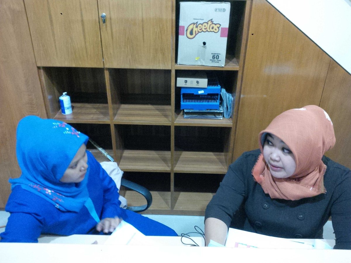 hikmabuanawan's tweet photo. Coaching? Why not? ^^ #NCDAMFS #SG2AMFS. #ProudOfAXAMandiri @roianjass @ullyjunitasari https://t.co/NmSJ7yBcRO