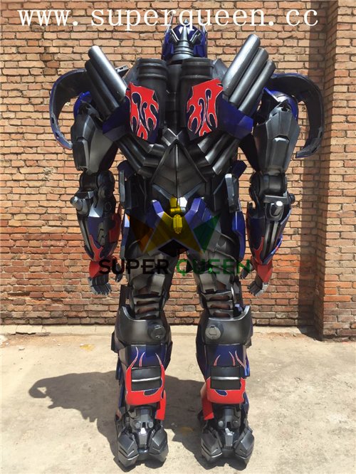Super_Queen01's tweet photo. 2016 new transformer optimus prime costume. #robotcostume #transformercostume #optimusprime #cosplaytransformer https://t.co/IQD89MO4FC