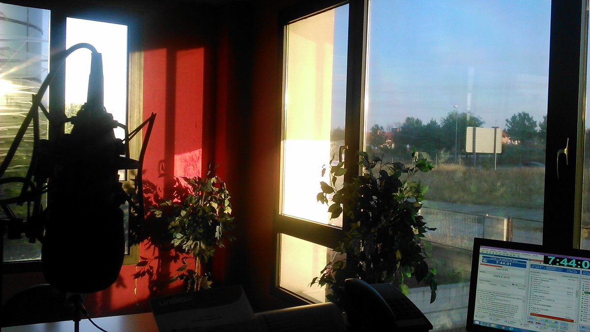 sergiolg20's tweet image. Uno al que se le han acabado las vacas! Vuelta al cole! Desde las 08:00, #onair en @UnikaFM_Radio en #FórmulaSummer