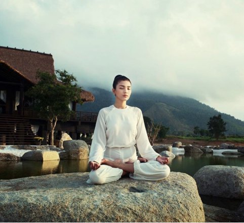 silkytobe's tweet photo. #yogaretreat with @silkytobe. Best #organic #yogawear NOW ON #Kickstarter
More info: https://t.co/kB4EBjU9ng https://t.co/BvSBtiiSdp