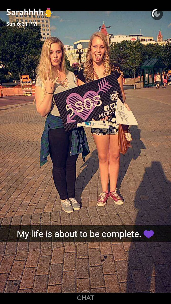 AnnaWillgohs's tweet photo. One last #5SOSXEC tweet bc tonight was fucking great. 🎉 #KDWB5SOS @SarahWillgohs https://t.co/u0SlFHOYa6