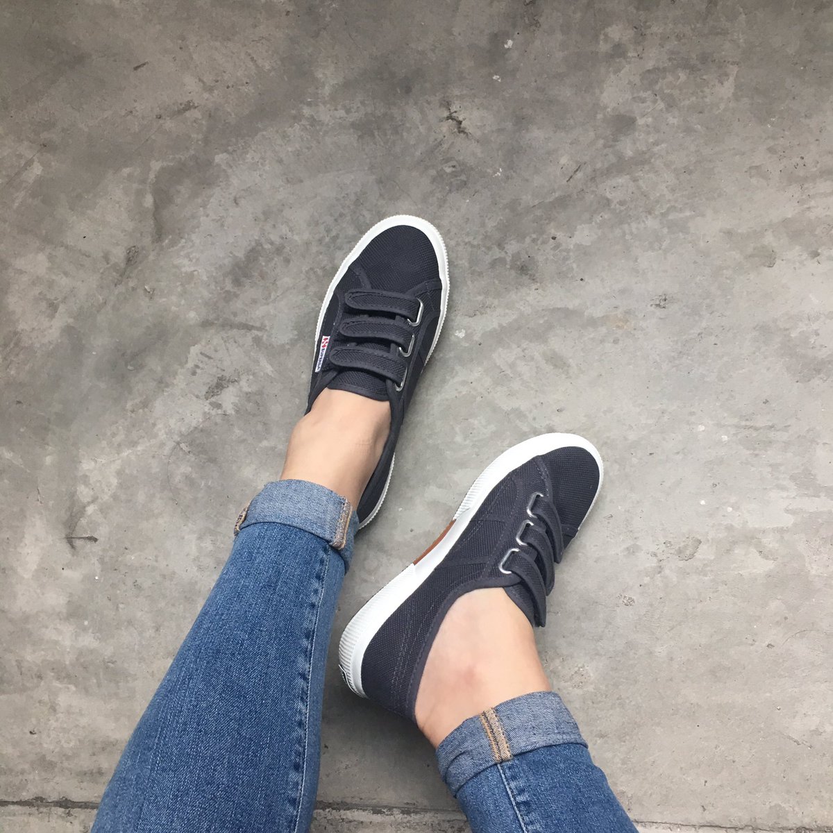 superga dark grey